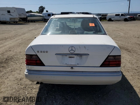 1994 Mercedes-Benz E 320 with VIN WDBEA32E6RC028778, listed as a Copart auction lot 54243815 with 205,957 mi miles and Clean Title. Bid and sale history available at DreamBid. Image 6.