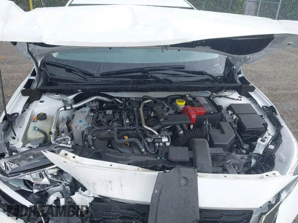 2023 Nissan Sentra SR with VIN 3N1AB8DV5PY272002, listed as a IAAI auction lot 42010828 with 13,210 mi miles and . Bid and sale history available at DreamBid. Image 10.