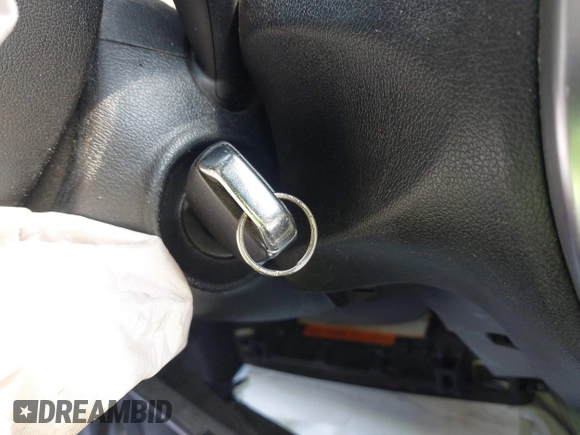 2021 Kia Sorento LX with VIN 5XYRG4LC2MG021724, listed as a IAAI auction lot 42548408 with 162,334 mi miles and . Bid and sale history available at DreamBid. Image 11.