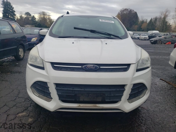 2014 Ford Escape SE with VIN 1FMCU9GX7EUC01737, listed as a Copart auction lot 43245315 with 120,008 mi miles and Salvage Title. Bid and sale history available at carsss.com. Image 5.