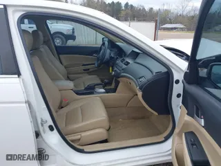 2012 Honda Accord Sdn SE with VIN 1HGCP2F61CA219646, listed as a IAAI auction lot 41877399 with 176,935 mi miles. Bid and sale history available at carsss.com. Image 5.