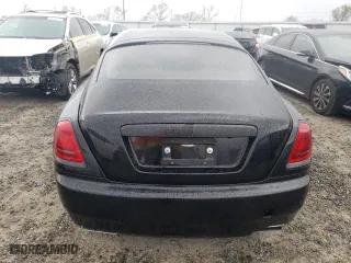 2014 Rolls-Royce Wraith with VIN SCA665C5XEUX84336, listed as a Copart auction lot 73181343 with 34,367 mi miles and Salvage Title. Bid and sale history available at carsss.com. Image 6.