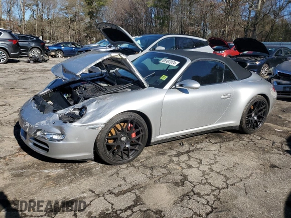 2008 Porsche 911 Carrera S z VIN WP0CB29998S776812, wystawiony jako Copart lot #86967074 z przebiegiem Nie podano mil oraz Szkoda całkowita • Salvage title. Historia ofert i sprzedaży dostępna na DreamBid. Obrazek 1.