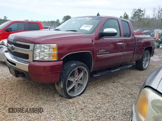 2009 Chevrolet Silverado 1500 with VIN 2GCEC290091109555, listed as a IAAI auction lot 41594859 with 251,793 mi miles and . Bid and sale history available at DreamBid. Image 2.
