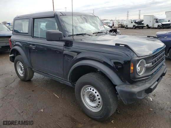 2022 Ford Bronco with VIN 1FMDE5AH1NLA90281, listed as a Copart auction lot 83901594 with 23,080 mi miles and Clean Title. Bid and sale history available at carsss.com. Image 4.