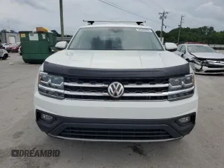 2018 Volkswagen Atlas SE with VIN 1V2LR2CA3JC552318, listed as a Copart auction lot 56500065 with 111,588 mi miles and Salvage title. Bid and sale history available at DreamBid. Image 5.