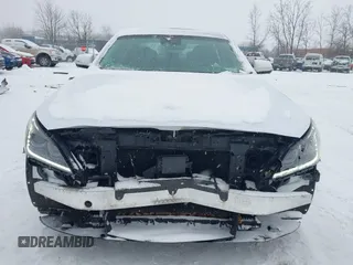 2018 Genesis G80 3.8L with VIN KMHGN4JE7JU253100, listed as a IAAI auction lot 41322591 with 76,266 mi miles. Bid and sale history available at carsss.com. Image 12.