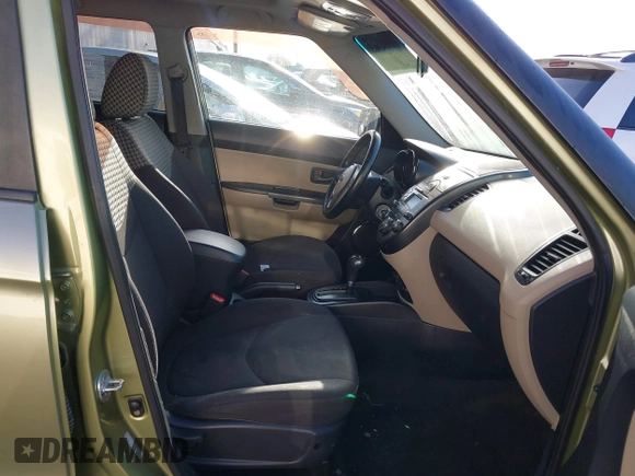 2010 Kia Soul + with VIN KNDJT2A27A7160506, listed as a IAAI auction lot 41954450 with 183,055 mi miles and . Bid and sale history available at DreamBid. Image 5.
