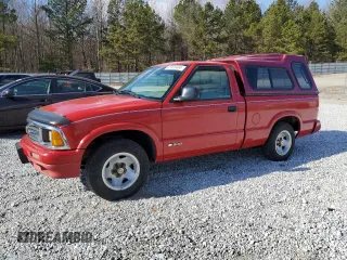 1996 Chevrolet S-10 with VIN 1GCCS14X2TK112862, listed as a Copart auction lot 87328404 with 74,417 mi miles and Salvage Title. Bid and sale history available at DreamBid. Image 1.
