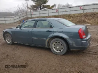 2005 Chrysler 300 with VIN 2C3JA53G45H631445, listed as a Copart auction lot 51741405 with 297,880 mi miles and Clean Title. Bid and sale history available at carsss.com. Image 2.