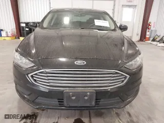 2017 Ford Fusion SE with VIN 3FA6P0HD9HR263313, listed as a IAAI auction lot 41911669 with 183,627 mi miles. Bid and sale history available at carsss.com. Image 12.