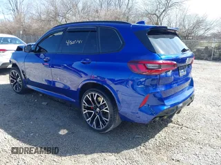 2022 BMW X5 M z VIN 5YMJU0C00N9M64484, wystawiony jako IAAI lot #41825141 z przebiegiem Nie podano mil oraz . Historia ofert i sprzedaży dostępna na DreamBid. Obrazek 3.