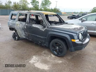 2014 Jeep Patriot Latitude with VIN 1C4NJRFB9ED760590, listed as a IAAI auction lot 42307796 with Not provided miles and . Bid and sale history available at DreamBid. Image 1.
