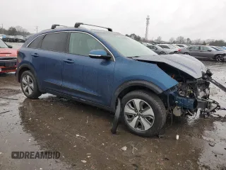 2019 Kia Niro Touring with VIN KNDCE3LC5K5274841, listed as a Copart auction lot 43465525 with 177,640 mi miles and Salvage Title. Bid and sale history available at carsss.com. Image 4.