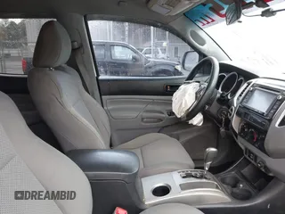 2014 Toyota Tacoma with VIN 3TMLU4EN9EM140999, listed as a IAAI auction lot 37765514 with 168,875 mi miles. Bid and sale history available at carsss.com. Image 5.