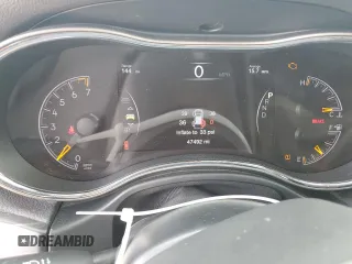 2019 Jeep Grand Cherokee Laredo E with VIN 1C4RJFAG1KC736420, listed as a Copart auction lot 48993325 with 47,492 mi miles and Salvage Title. Bid and sale history available at carsss.com. Image 9.