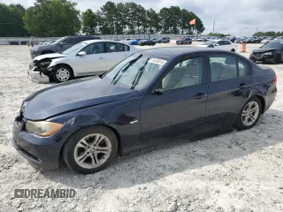 2008 BMW 3 Series 328i z VIN WBAVA375X8NL46736, wystawiony jako Copart lot #56099015 z przebiegiem 167 192 mil mil oraz Szkoda całkowita • Salvage title. Historia ofert i sprzedaży dostępna na DreamBid. Obrazek 1.