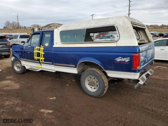 1997 Ford F-250 HD with VIN 1FTHX26F5VEB37970, listed as a Copart auction lot 84711914 with 347,240 mi miles and Salvage Title. Bid and sale history available at carsss.com. Image 2.