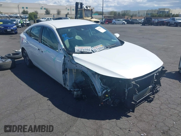 2019 Honda Insight EX with VIN 19XZE4F52KE005648, listed as a IAAI auction lot 41935225 with 68,312 mi miles. Bid and sale history available at carsss.com. Image 14.