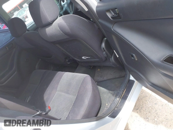 2006 Toyota Matrix STD z VIN 2T1KR32E76C589474, wystawiony jako IAAI lot #42238557 z przebiegiem 194 283 mil mil oraz . Historia ofert i sprzedaży dostępna na DreamBid. Obrazek 8.