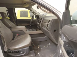 2019 Ford Expedition Max XLT z VIN 1FMJK1JT9KEA21301, wystawiony jako IAAI lot #41787639 z przebiegiem 201 422 mil mil oraz . Historia ofert i sprzedaży dostępna na DreamBid. Obrazek 5.