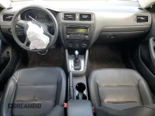 2014 Volkswagen Jetta SE с VIN 3VWD17AJ9EM244150, выставлен на аукционе Copart как лот 55618065 с пробегом 159 232 миль миль и Списание • Salvage title. История ставок и продаж доступна на DreamBid. Изображение 8.