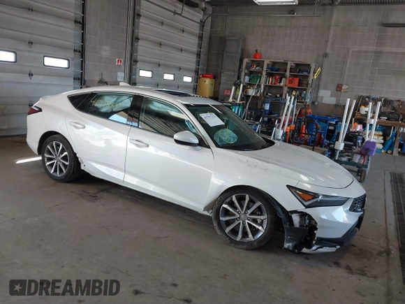 2024 Acura Integra with VIN 19UDE4H27RA026300, listed as a IAAI auction lot 41797122 with 5,855 mi miles and . Bid and sale history available at DreamBid. Image 1.