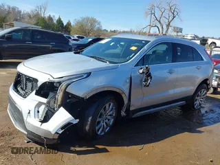 2019 Cadillac XT4 FWD Premium Luxury with VIN 1GYFZCR47KF110481, listed as a IAAI auction lot 41771338 with 103,124 mi miles and . Bid and sale history available at carsss.com. Image 15.