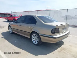 2000 BMW 5 Series 528i with VIN WBADM6348YGV00883, listed as a IAAI auction lot 41898075 with 175,137 mi miles and . Bid and sale history available at DreamBid. Image 3.