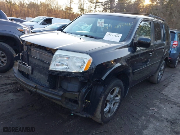 2012 Honda Pilot EX with VIN 5FNYF4H45CB045621, listed as a IAAI auction lot 41217463 with 154,661 mi miles. Bid and sale history available at carsss.com. Image 19.