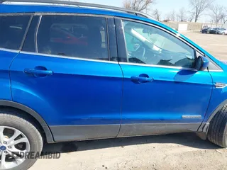 2017 Ford Escape SE with VIN 1FMCU9G97HUB23742, listed as a IAAI auction lot 41899935 with 150,524 mi miles. Bid and sale history available at carsss.com. Image 13.