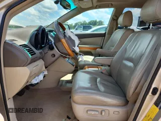 2005 Lexus RX 330 z VIN 2T2HA31U15C047095, wystawiony jako Copart lot #62341385 z przebiegiem 165 999 mil mil oraz Nie do naprawy • Non repairable. Historia ofert i sprzedaży dostępna na DreamBid. Obrazek 7.
