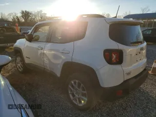 2023 Jeep Renegade Latitude with VIN ZACNJDB11PPP23194, listed as a Copart auction lot 45451995 with 7,123 mi miles and Salvage Title. Bid and sale history available at carsss.com. Image 2.