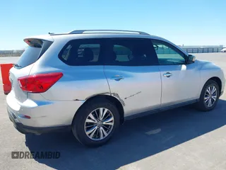 2018 Nissan Pathfinder SL with VIN 5N1DR2MN2JC628615, listed as a IAAI auction lot 41881932 with 122,404 mi miles. Bid and sale history available at carsss.com. Image 6.