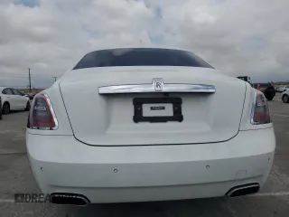 2021 Rolls-Royce Ghost z VIN SCATV0C05MU205314, wystawiony jako Copart lot #56092074 z przebiegiem 6547 mil mil oraz Szkody całkowita. Historia ofert i sprzedaży dostępna na DreamBid. Obrazek 6.