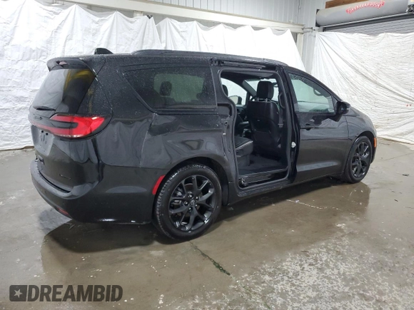 2025 Chrysler Pacifica Limited z VIN 2C4RC1GG3SR550826, wystawiony jako Copart lot #58486895 z przebiegiem 4 735 mil mil oraz Czysty tytuł • Clean title. Historia ofert i sprzedaży dostępna na DreamBid. Obrazek 3.