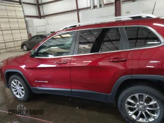 2019 Jeep Cherokee Latitude Plus с VIN 1C4PJMLN5KD142723, выставлен на аукционе IAAI как лот 42624765 с пробегом 85 750 миль миль и . История ставок и продаж доступна на DreamBid. Изображение 14.