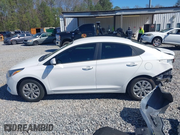 2019 Hyundai Accent SE with VIN 3KPC24A30KE049717, listed as a IAAI auction lot 41792523 with 58,576 mi miles. Bid and sale history available at carsss.com. Image 15.