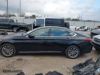 2015 Hyundai Genesis 3.8L with VIN KMHGN4JE3FU032746, listed as a IAAI auction lot 41530007 with 114,430 mi miles. Bid and sale history available at carsss.com. Image 15.