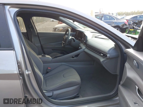 2023 Hyundai Elantra SEL with VIN KMHLM4AG8PU436114, listed as a IAAI auction lot 41588582 with 36,770 mi miles and . Bid and sale history available at DreamBid. Image 5.