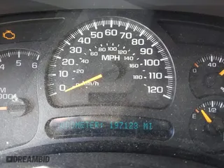 2005 Chevrolet Tahoe Z71 with VIN 1GNEK13T65R246136, listed as a IAAI auction lot 41535443 with 197,123 mi miles. Bid and sale history available at carsss.com. Image 7.