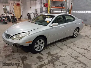 2005 Lexus ES 330 with VIN JTHBA30G755065540, listed as a IAAI auction lot 41616005 with 218,174 mi miles. Bid and sale history available at carsss.com. Image 17.