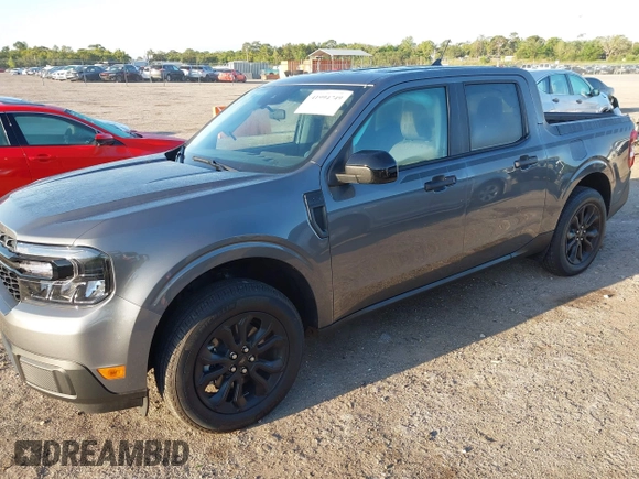 2024 Ford Maverick XLT with VIN 3FTTW8H96RRB47448, listed as a IAAI auction lot 41994749 with 802 mi miles and . Bid and sale history available at carsss.com. Image 17.