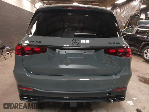 2025 Mercedes-Benz GLS 63 AMG with VIN 4JGFF8KE2SB318849, listed as a IAAI auction lot 41427082 with 442 mi miles and . Bid and sale history available at DreamBid. Image 16.