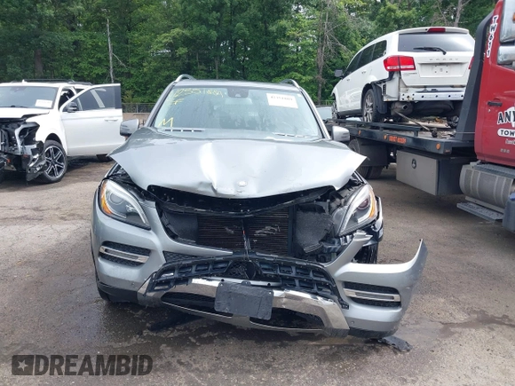 2015 Mercedes-Benz M 350 with VIN 4JGDA5HB4FA496808, listed as a IAAI auction lot 42351889 with 145,625 mi miles and . Bid and sale history available at DreamBid. Image 12.