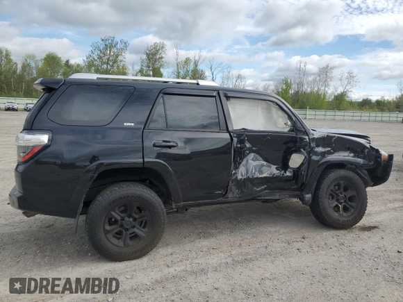 2018 Toyota 4Runner SR5 z VIN JTEBU5JR1J5531022, wystawiony jako Copart lot #57049625 z przebiegiem Nie podano mil oraz Szkoda całkowita • Salvage title. Historia ofert i sprzedaży dostępna na DreamBid. Obrazek 3.