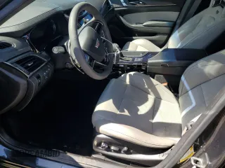 2017 Cadillac CTS-V z VIN 1G6A15S64H0154435, wystawiony jako Copart lot #52790545 z przebiegiem Nie podano mil oraz Tytuł czysty. Historia ofert i sprzedaży dostępna na DreamBid. Obrazek 7.