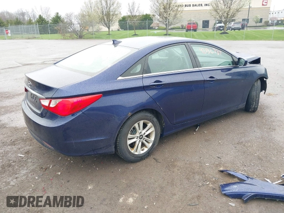 2013 Hyundai Sonata GLS z VIN 5NPEB4AC7DH712823, wystawiony jako IAAI lot #42132737 z przebiegiem 108 993 mil mil oraz . Historia ofert i sprzedaży dostępna na DreamBid. Obrazek 4.