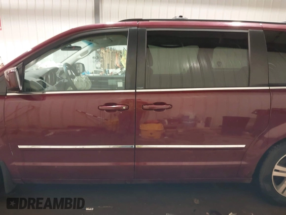 2009 Dodge Grand Caravan SXT z VIN 2D8HN54X39R551424, wystawiony jako IAAI lot #41370081 z przebiegiem 176 614 mil mil oraz . Historia ofert i sprzedaży dostępna na DreamBid. Obrazek 14.