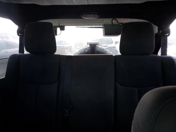 2013 Jeep Wrangler Unlimited Sport with VIN 1C4BJWDG6DL582321, listed as a Copart auction lot 85899314 with 182,953 mi miles and Clean title. Bid and sale history available at DreamBid. Image 10.